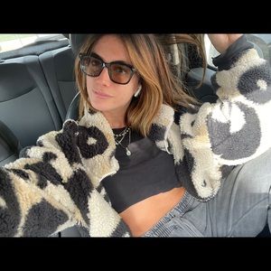 Meet your Posher, Karen